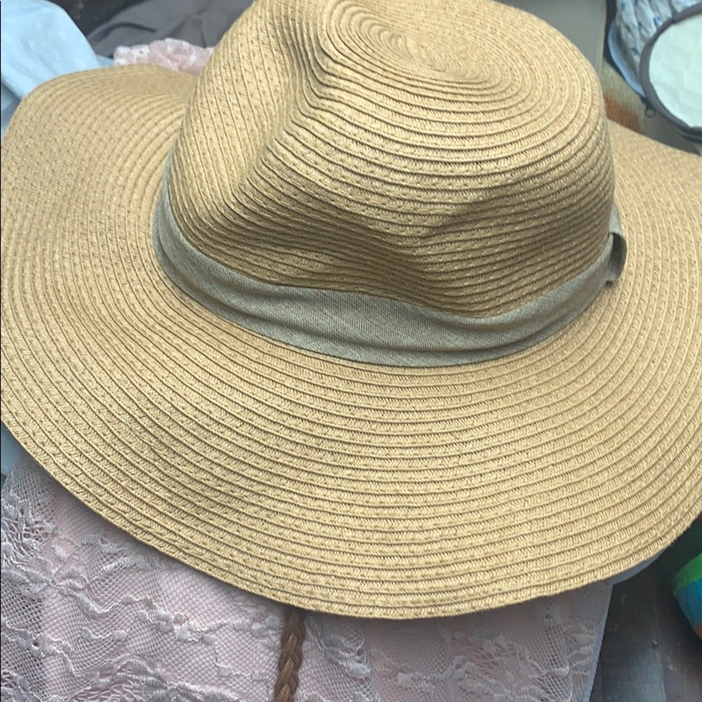 Beach hat